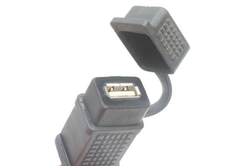 photo de USB-BUCHSE PIAGGIO MP3 500 (2016 - 2018) - Alternative Perspektive