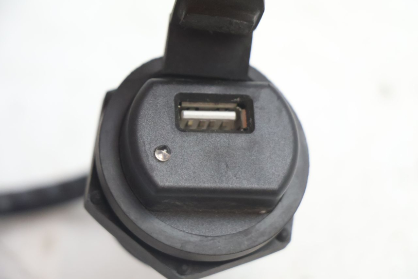 photo de USB-BUCHSE KYMCO LIKE 4T 50 (2019 - 2025) - Zoom auf Gebrauchszustand