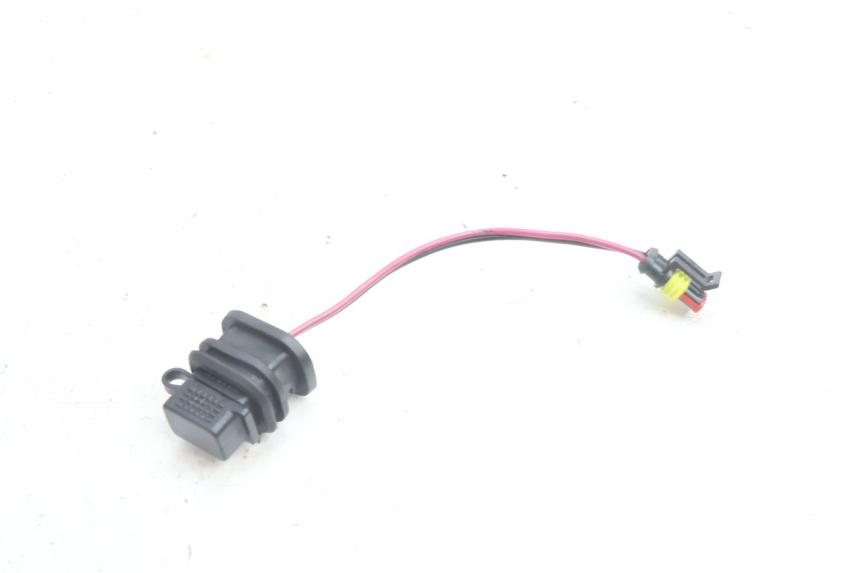 photo de USB-BUCHSE PIAGGIO NEW TYPHOON 50 (2018 - 2021) - Alternative Perspektive