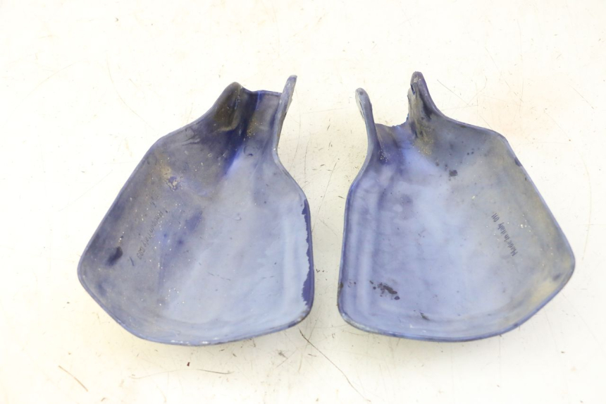 photo de HANDSCHUTZ APRILIA ETX 125 (1998 - 2002) - Detailansicht des Bauteils