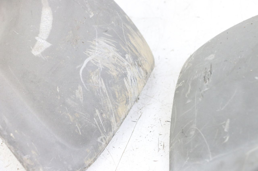 photo de HANDSCHUTZ APRILIA SCARABEO GT 125 (1999 - 2007) - Technische Nahaufnahme