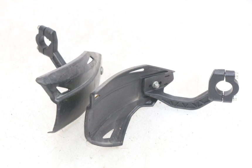 photo de HANDSCHUTZ SHERCO SM-R 50 (2018 - 2021) - Details der Befestigungspunkte