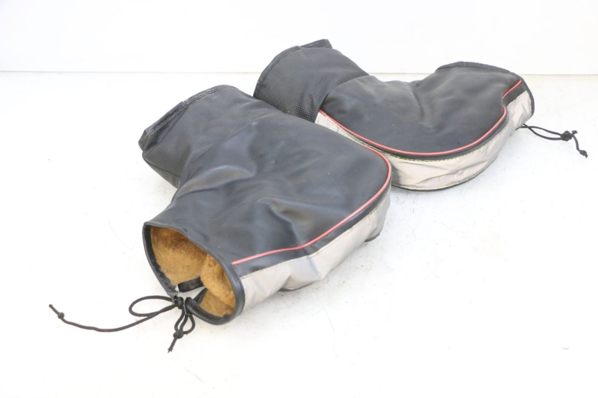 photo de HANDSCHUTZ PIAGGIO ZIP 4T 50 (2018 - 2020) - Zoom auf Gebrauchszustand