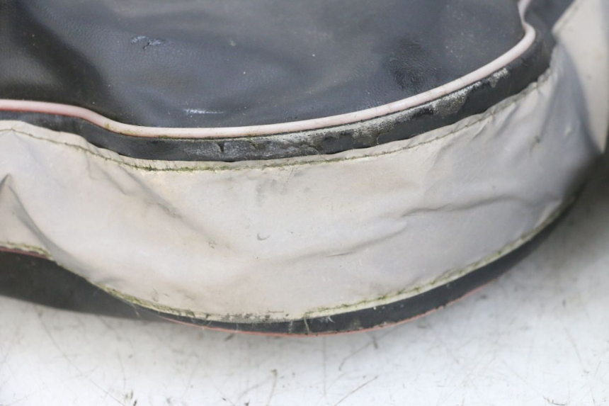 photo de HANDSCHUTZ PIAGGIO ZIP 4T 50 (2018 - 2020) - Details der Befestigungspunkte