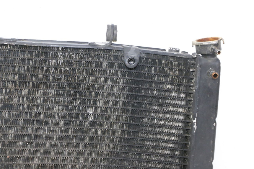 photo de KÜHLER  HONDA CBR RR FIREBLADE 900 (1992 - 1994) - Fokus auf die Struktur