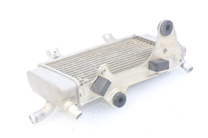 photo de RECHTER KÜHLER HONDA CRF 250 (2010 - 2013) - Technische Nahaufnahme