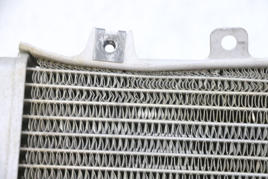 photo de KÜHLER RECHTS KAWASAKI KXF KX-F 250 (2017 - 2019) - Weitere Ansicht des Artikels