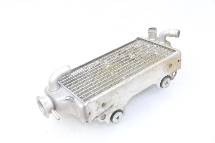 photo de RECHTER KÜHLER SUZUKI RM-Z RMZ 250 (2010 - 2016) - Detailansicht des Bauteils