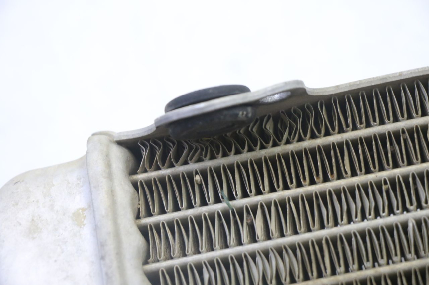 photo de KÜHLER RECHTS KTM SX 85 (2013 - 2017) - Oberflächenzustand und Material