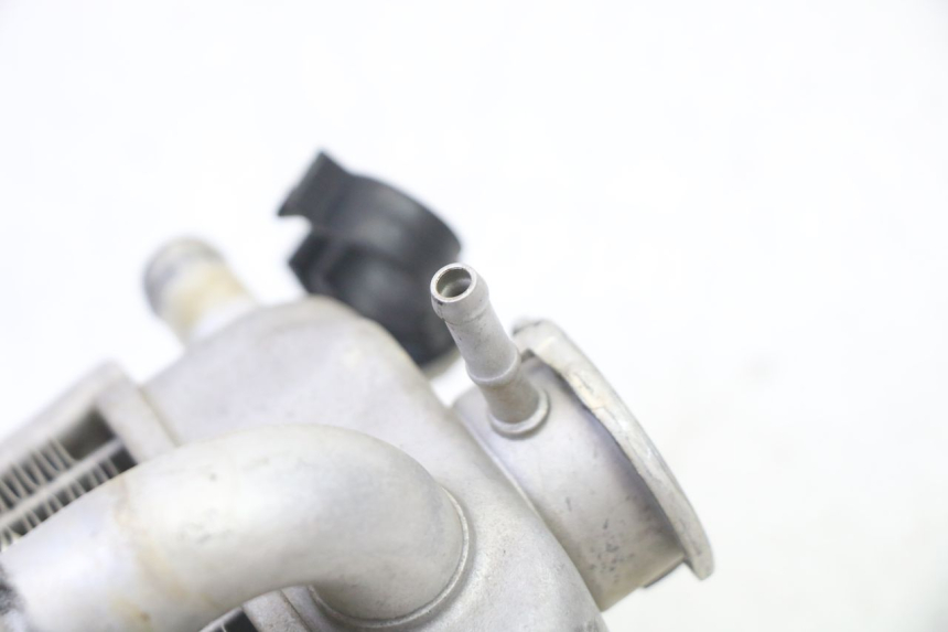 photo de KÜHLER RECHTS YAMAHA YZF YZ-F 450 (2014 - 2016) - Zoom auf Gebrauchszustand