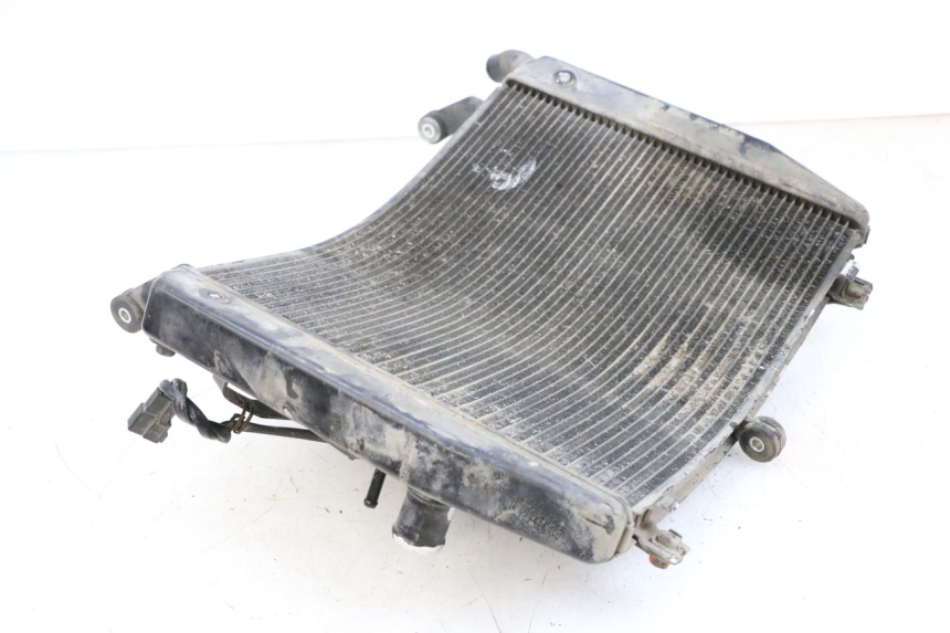 photo de KÜHLER YAMAHA FJR ABS 1300 (2006 - 2012) - Details der Befestigungspunkte