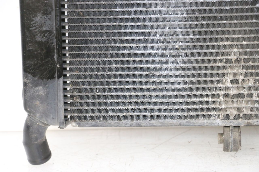 photo de KÜHLER  YAMAHA FZ6 FAZER S2 600 (2007 - 2011) - Hochauflösende Nahaufnahme