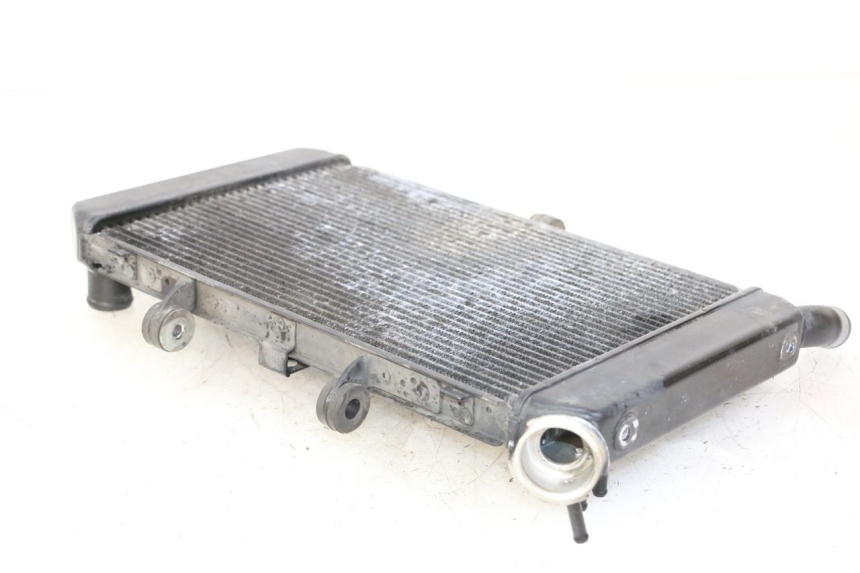 photo de KÜHLER  YAMAHA FZ6 FAZER S2 600 (2007 - 2011) - Details der Befestigungspunkte