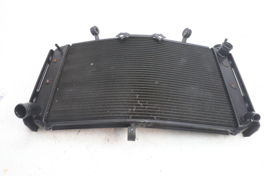 photo de KÜHLER  YAMAHA FZ8 800 (2010 - 2016) - Details der Befestigungspunkte