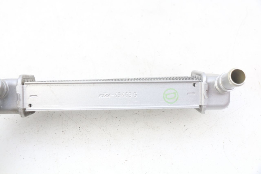 photo de KÜHLER LINKS PEUGEOT LUDIX BLASTER 50 (2006 - 2014) - Detailansicht des Bauteils