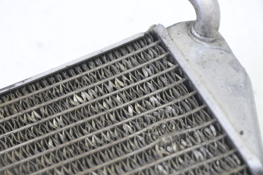 photo de KÜHLER LINKS YAMAHA YZ 125 (1998 - 2005) - Zoom auf Gebrauchszustand