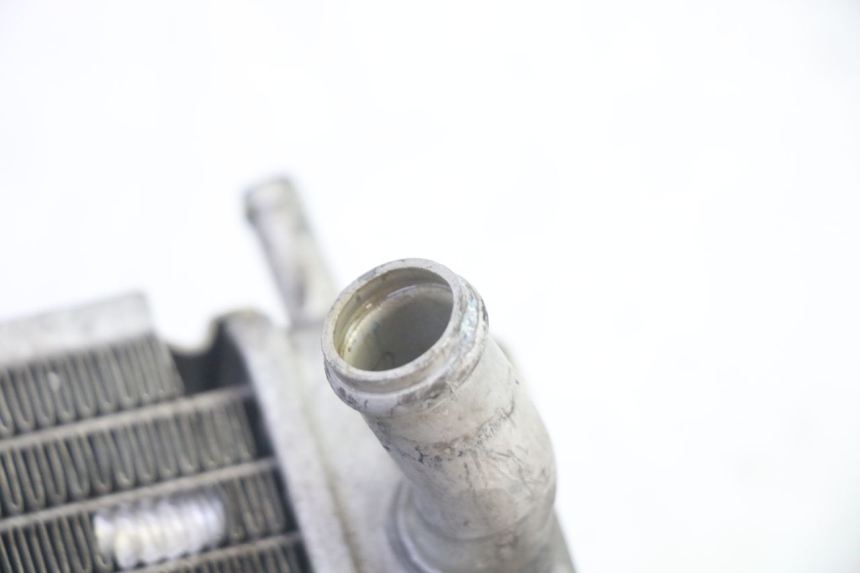 photo de KÜHLER  PIAGGIO MP3 125 (2006 - 2014) - Zoom auf Komponenten