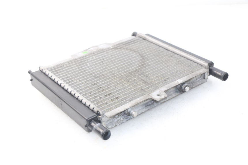 photo de KÜHLER  PEUGEOT SATELIS 300 (2012 - 2015) - Alternative Perspektive