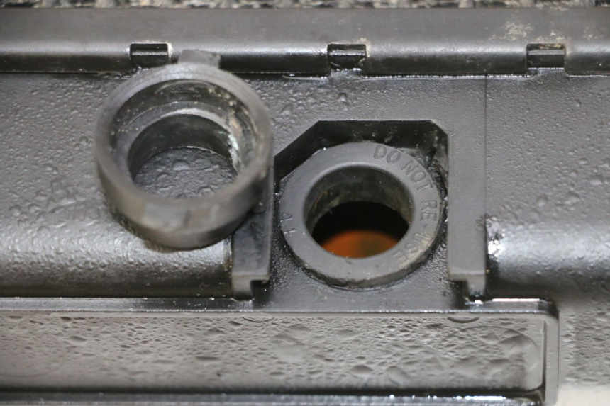 photo de KÜHLER  TRIUMPH SPRINT 900 (1995 - 1998) - Detailansicht des Bauteils