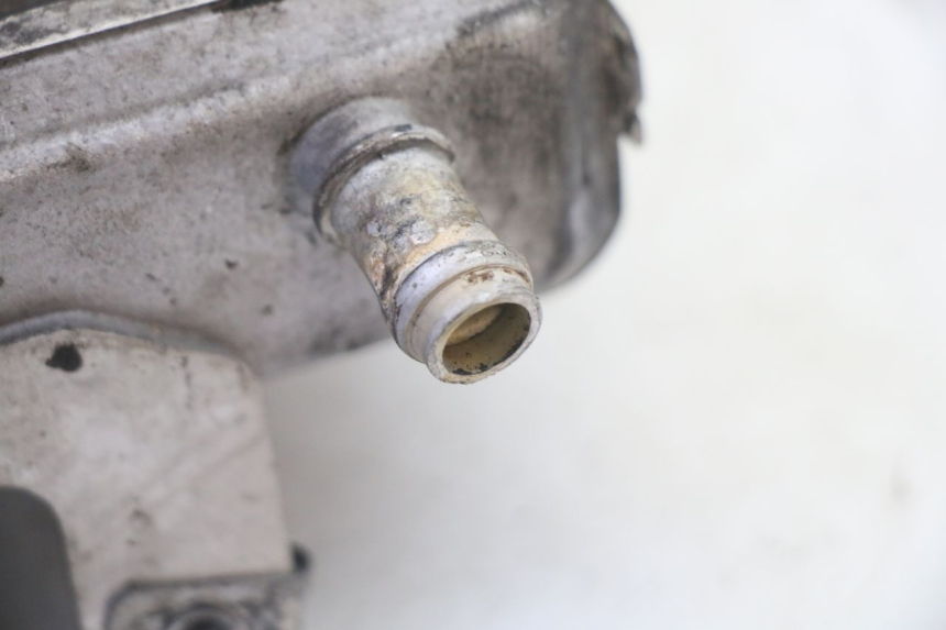 photo de KÜHLER APRILIA SR R 2T LC 50 (2018 - 2021) - Details der Befestigungspunkte