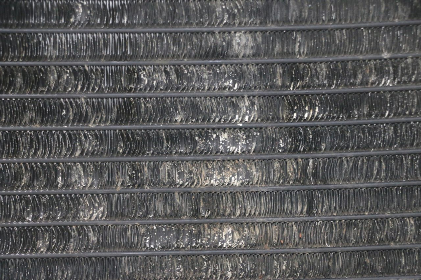 photo de KÜHLER YAMAHA TDR DELTABOX 125 (1997 - 2003) - Oberflächenzustand und Material