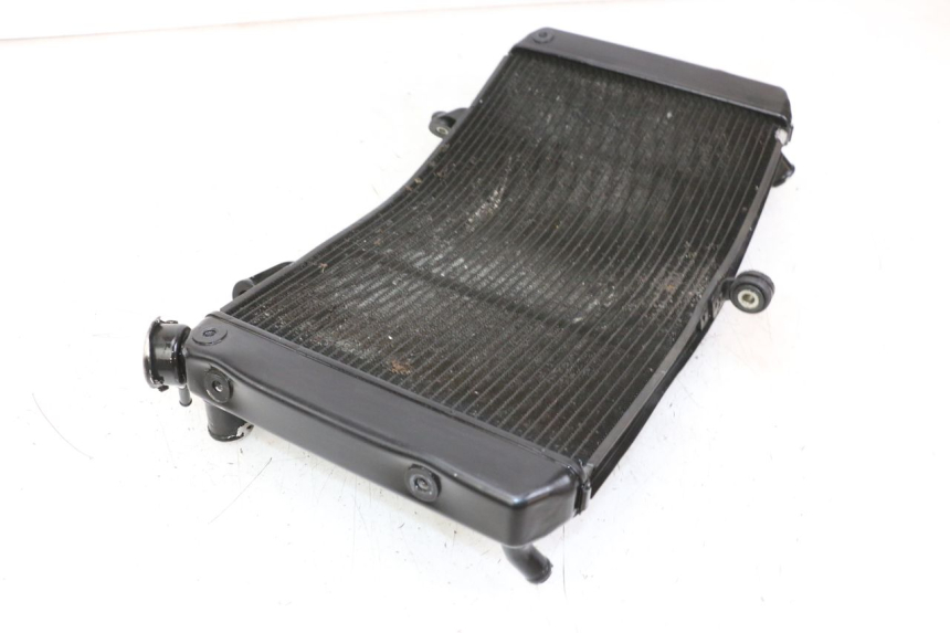 photo de KÜHLER  YAMAHA FZ1 FAZER 1000 (2007 - 2009) - Details der Befestigungspunkte