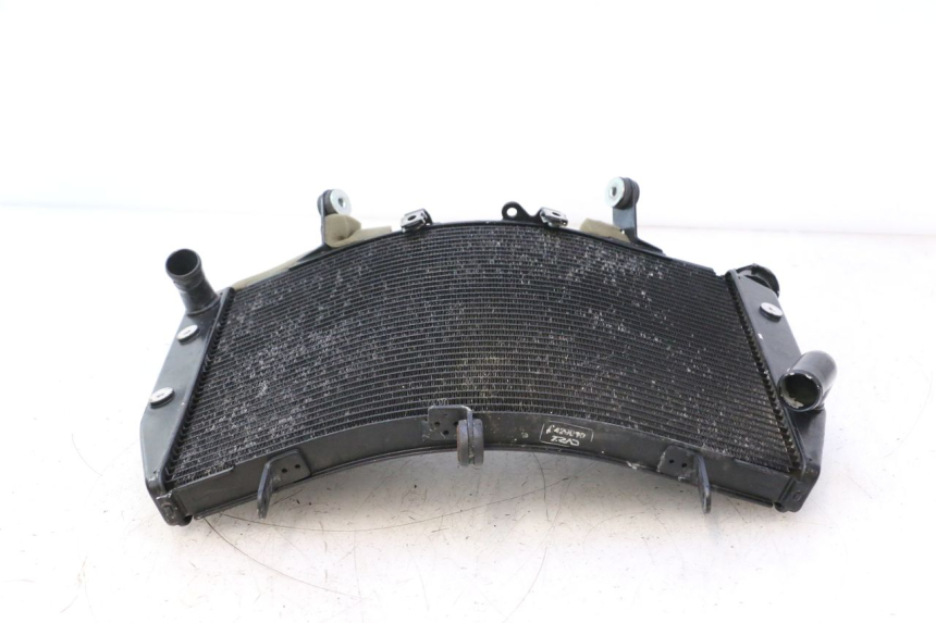 photo de KÜHLER  YAMAHA YZF R6 600 (2008 - 2009) - Fokus auf die Struktur