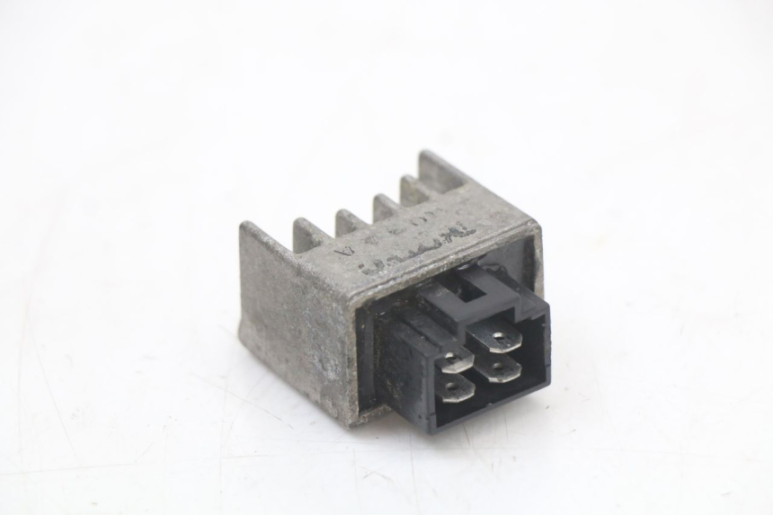 photo de REGLER LICHTMASCHINE DAELIM A-FOUR 2T 50 (2005 - 2012) - Detailansicht des Bauteils