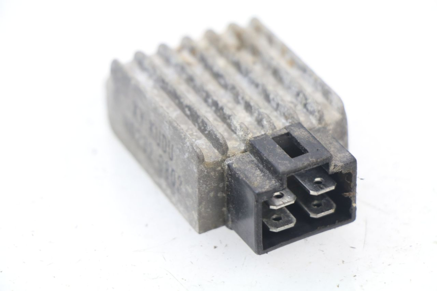 photo de LICHTMASCHINENREGLER KYMCO AGILITY 4T 50 (2005 - 2018) - Zoom auf Gebrauchszustand