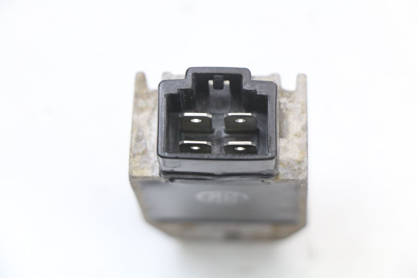 photo de LICHTMASCHINENREGLER KYMCO AGILITY 4T 50 (2005 - 2018) - Zoom auf Gebrauchszustand