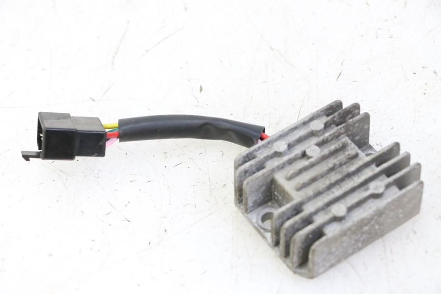 photo de LICHTMASCHINENREGLER KYMCO AGILITY 4T 50 (2018 - 2022) - Hauptansicht