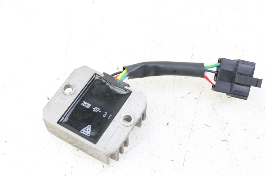 photo de LICHTMASCHINENREGLER KYMCO AGILITY 4T 50 (2018 - 2022) - Zoom auf Gebrauchszustand