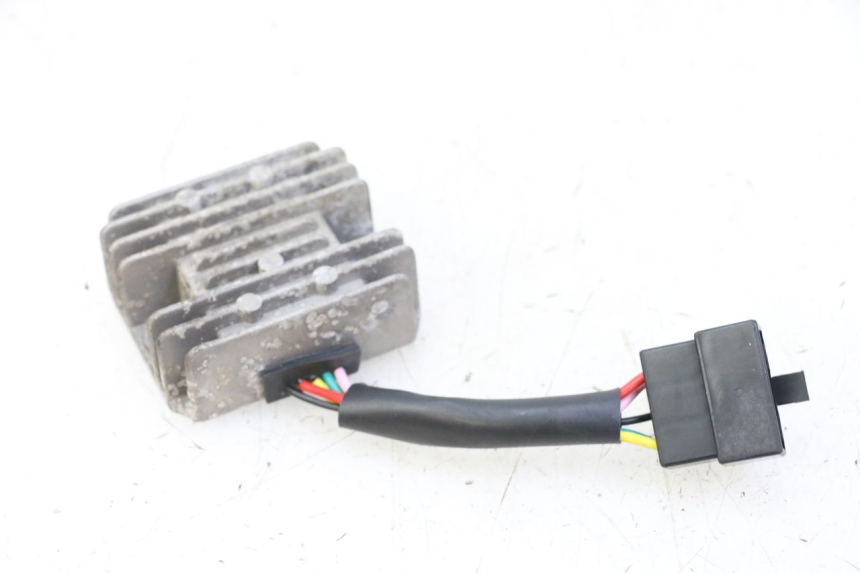 photo de LICHTMASCHINENREGLER KYMCO AGILITY 4T 50 (2018 - 2022) - Technische Nahaufnahme