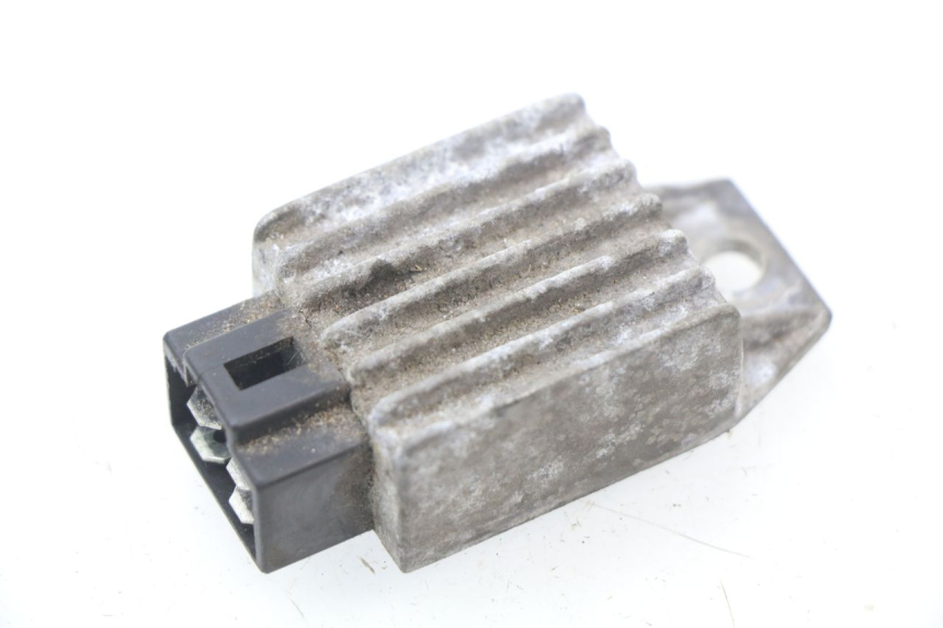 photo de REGLER LICHTMASCHINE KYMCO AGILITY 125 (2005 - 2010) - Hauptansicht