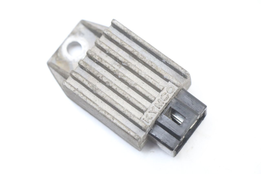 photo de REGLER LICHTMASCHINE KYMCO AGILITY CARRY 50 (2011 - 2020) - Hauptansicht