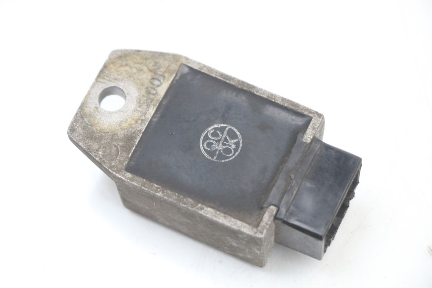 photo de REGLER LICHTMASCHINE KYMCO AGILITY CARRY 50 (2011 - 2020) - Alternative Perspektive