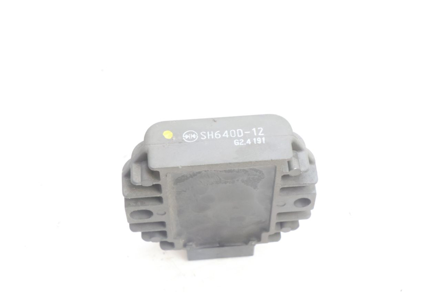 photo de REGLER LICHTMASCHINE APRILIA ATLANTIC S 125 (2010 - 2013) - Technische Nahaufnahme
