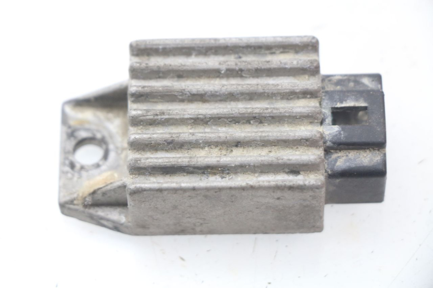 photo de SPANNUNGSREGLER JONWAY AZTRAL 125 (2008 - 2017) - Hauptansicht