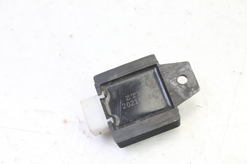 photo de REGLER LICHTMASCHINE KEROX BAZOOKA 110 - Alternative Perspektive