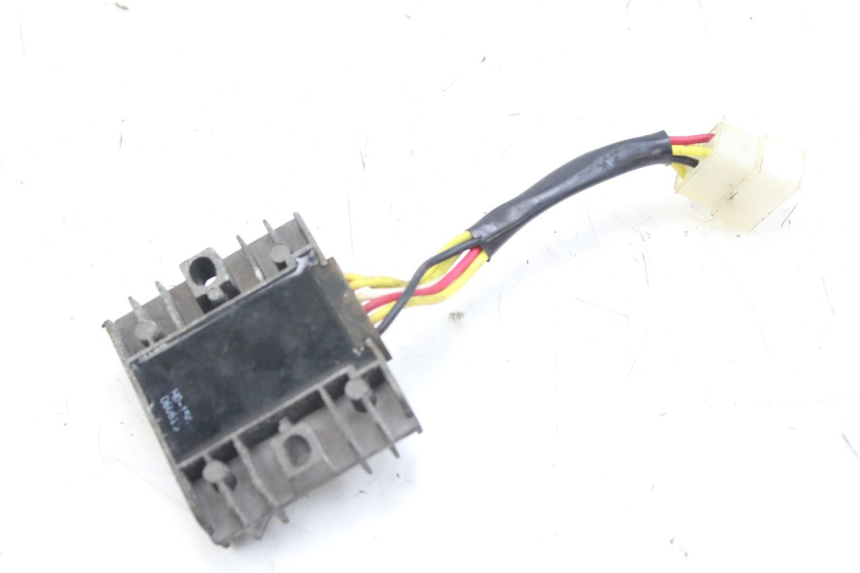 photo de SPANNUNGSREGLER WILDLANDER BISCUIT 125 (2004 - 2010) - Detailansicht des Bauteils