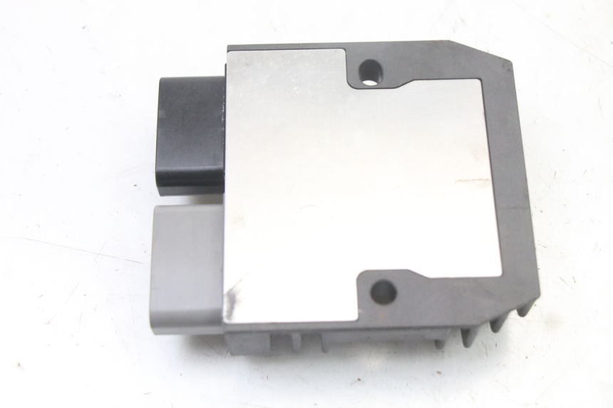 photo de REGLER LICHTMASCHINE BMW S RR ABS S1000RR 1000 (2015 - 2018) - Alternative Perspektive