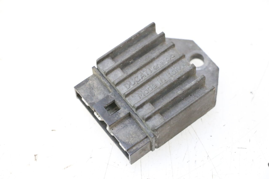 photo de SPANNUNGSREGLER MBK BOOSTER SPIRIT 50 (1999 - 2003) - Hauptansicht