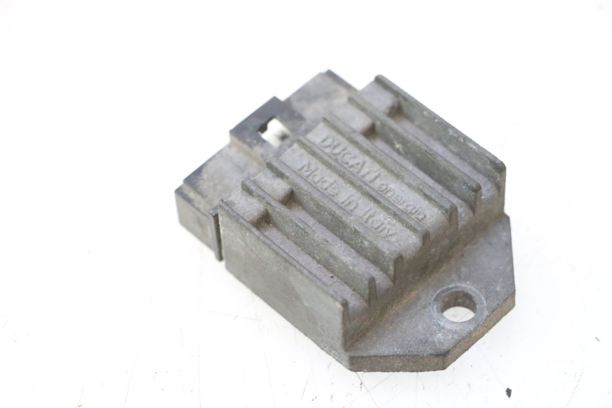 photo de SPANNUNGSREGLER MBK BOOSTER SPIRIT 50 (1999 - 2003) - Alternative Perspektive