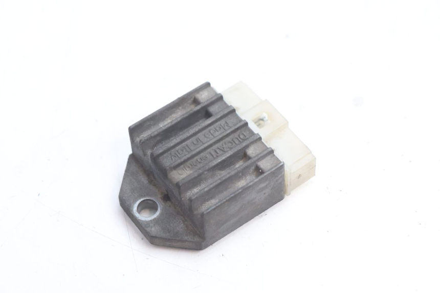 photo de REGLER LICHTMASCHINE MBK BOOSTER SPIRIT 50 (1996 - 1999) - Detailansicht des Bauteils
