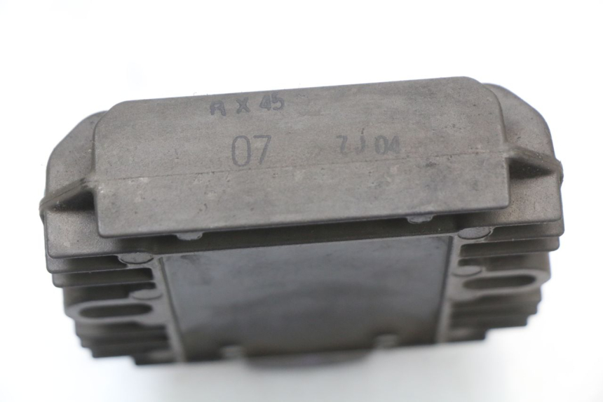 photo de LICHTMASCHINENREGLER SUZUKI BURGMAN 125 (2007 - 2014) - Alternative Perspektive