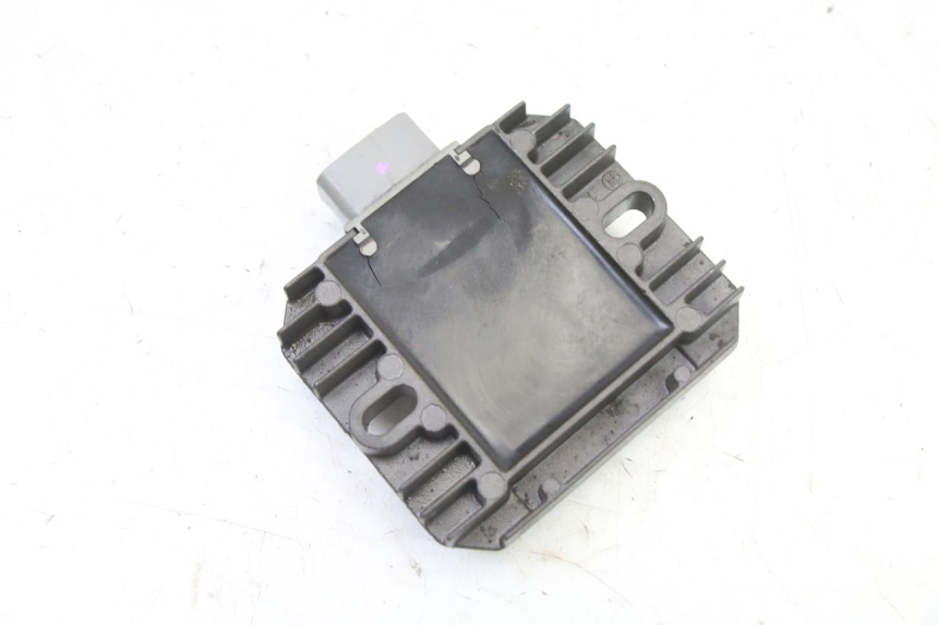 photo de LICHTMASCHINENREGLER SUZUKI BURGMAN 125 (2007 - 2014) - Alternative Perspektive