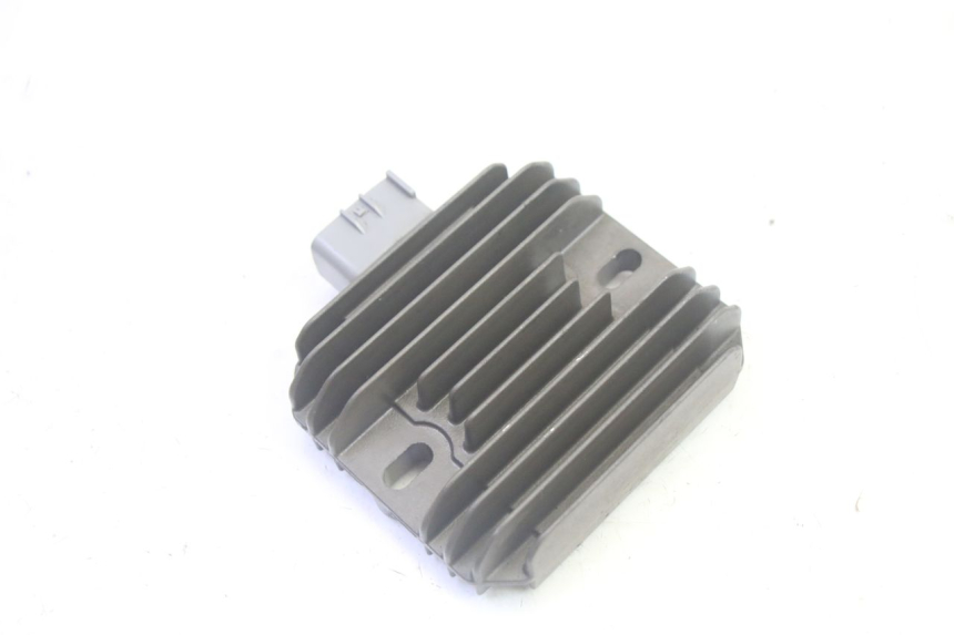 photo de LICHTMASCHINENREGLER SUZUKI BURGMAN 125 (2007 - 2014) - Hauptansicht