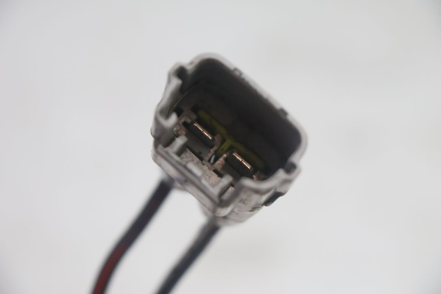 photo de REGLER LICHTMASCHINE SUZUKI BURGMAN EXECUTIVE ABS 650 (2006 - 2012) - Oberflächenzustand und Material