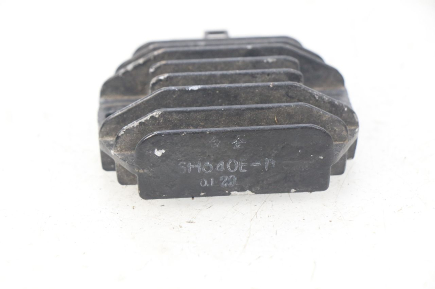 photo de LADEREGLER YAMAHA BW'S BWS 125 (2010 - 2013) - Zoom auf Gebrauchszustand