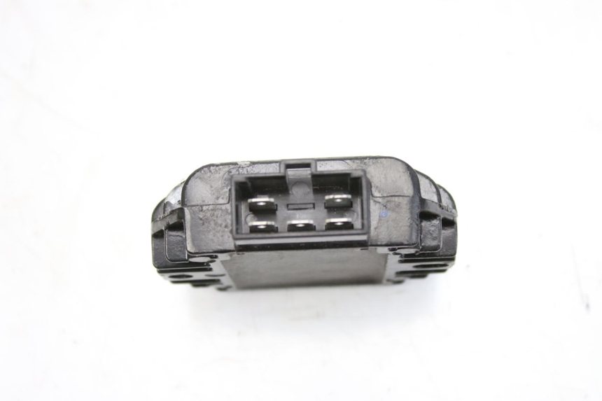 photo de LADEREGLER YAMAHA BW'S BWS 125 (2010 - 2013) - Alternative Perspektive